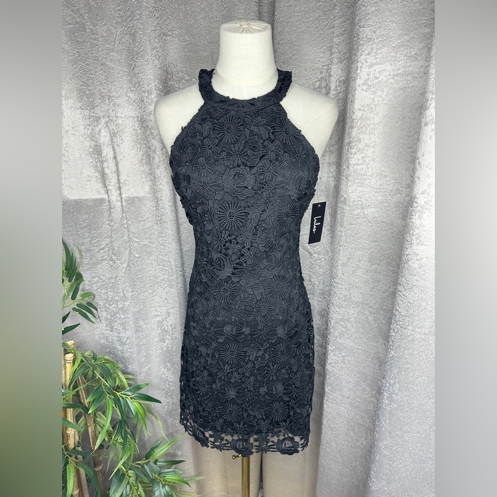 NWT Lulus Black Love Poem Floral Lace Halter Mini Dress Sz Medium